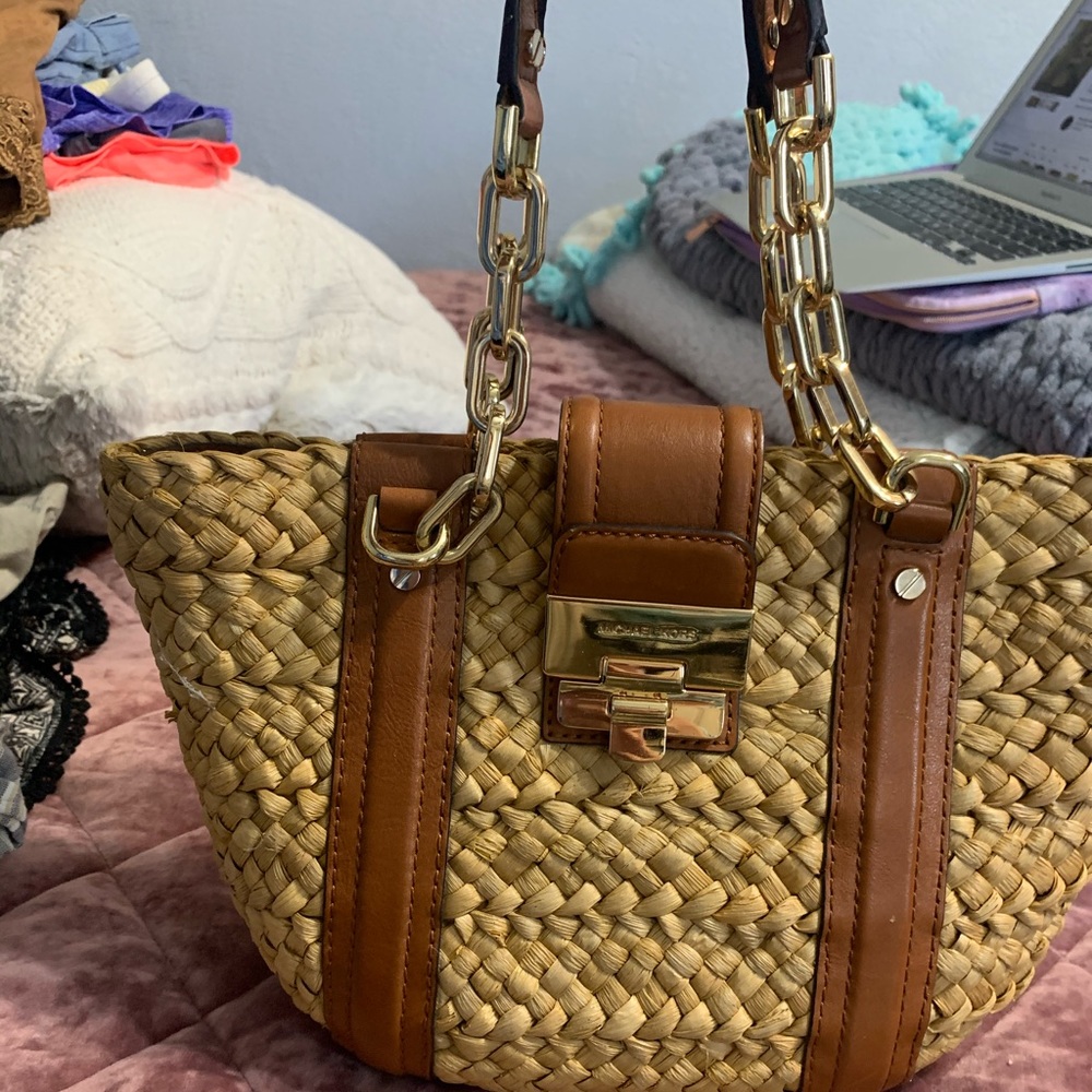 Micheal kors purse